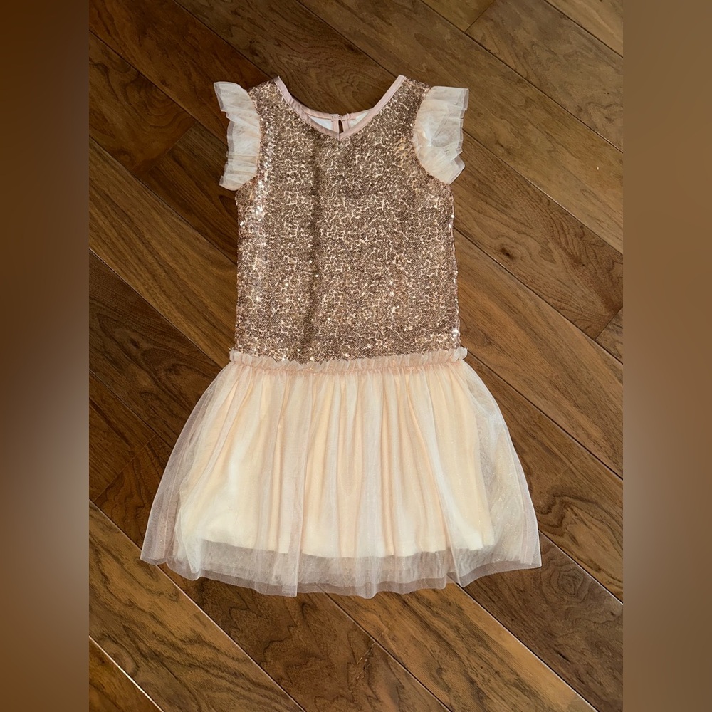 Isobella & Chloe dress.
